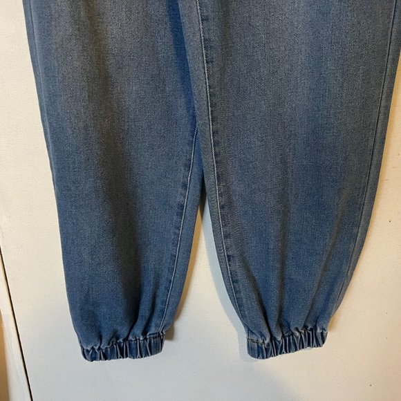 Forever 21 Blue Jean Joggers Womens Small Fitted Waist Relaxed Hips Oversized NE - Picture 3 of 12
